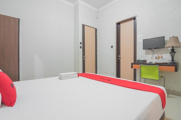 Imagen de la habitación del Hotel RedDoorz Syariah Plus @ Banjarbaru 2. Foto 22