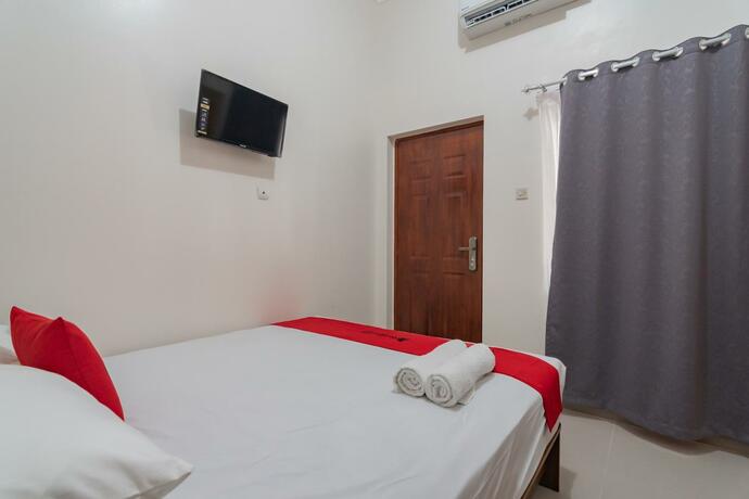 Imagen general del Hotel RedDoorz Syariah Plus @ Perintis Guesthouse Tasikmalaya. Foto 2