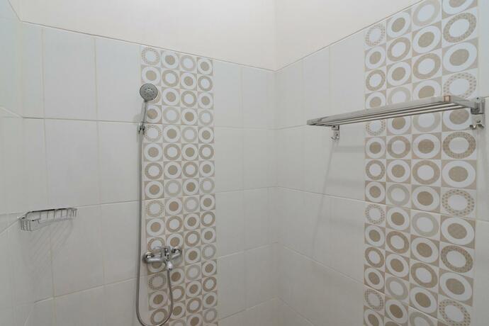 Imagen general del Hotel RedDoorz Syariah Plus @ Perintis Guesthouse Tasikmalaya. Foto 11