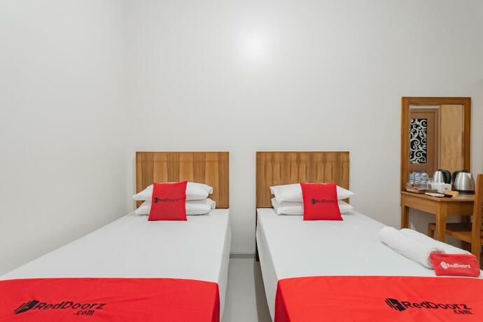 Imagen general del Hotel RedDoorz Syariah Plus @ Perintis Guesthouse Tasikmalaya. Foto 22