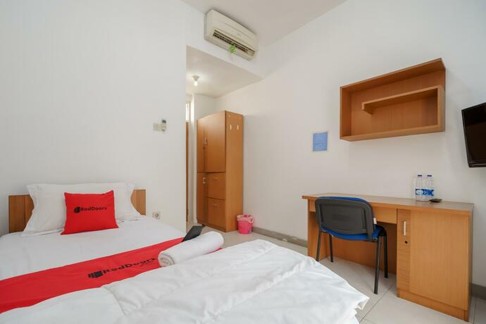 Imagen general del Hotel RedDoorz Syariah Plus @ Wisma Bougenville Karawaci. Foto 11