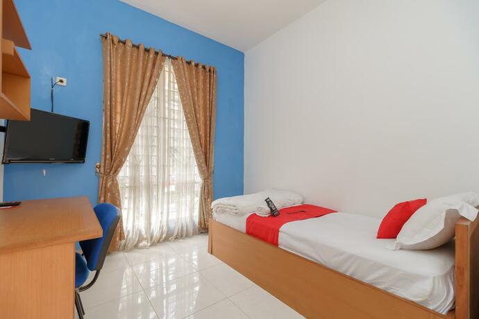 Imagen general del Hotel RedDoorz Syariah Plus @ Wisma Bougenville Karawaci. Foto 18
