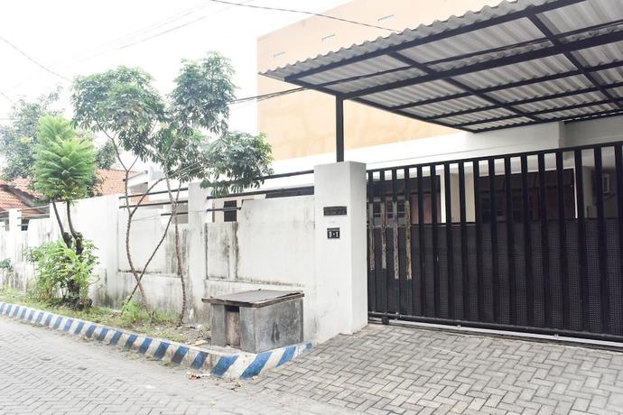 Imagen general del Hotel RedDoorz Syariah near Exit Tol Waru. Foto 3