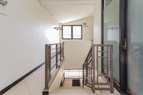 Imagen general del Hotel RedDoorz Syariah near Green Park Jatiwarna. Foto 7
