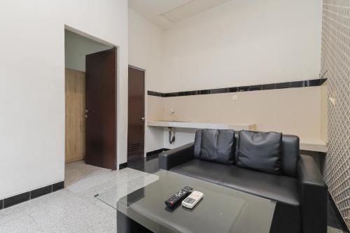 Imagen general del Hotel RedDoorz Syariah near Green Park Jatiwarna. Foto 9