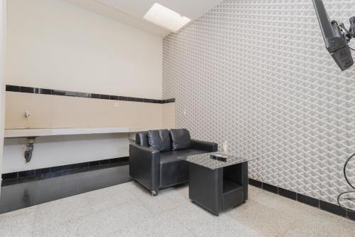 Imagen general del Hotel RedDoorz Syariah near Green Park Jatiwarna. Foto 10