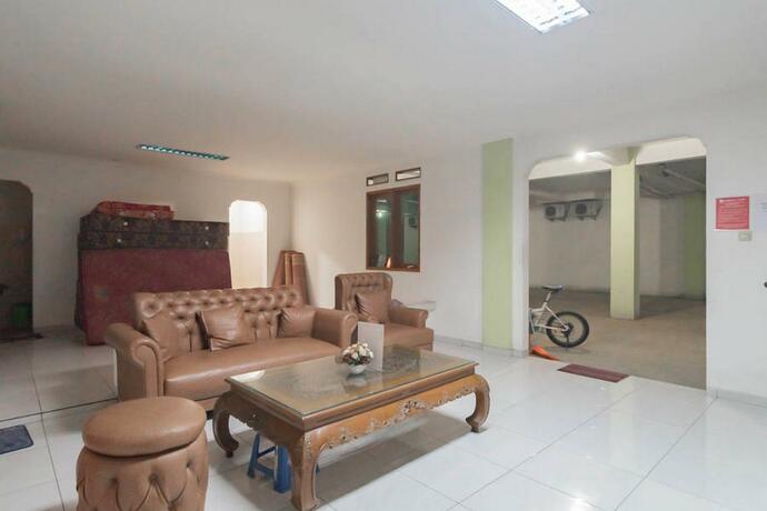 Imagen general del Hotel RedDoorz Syariah near Karawang Central Plaza. Foto 10