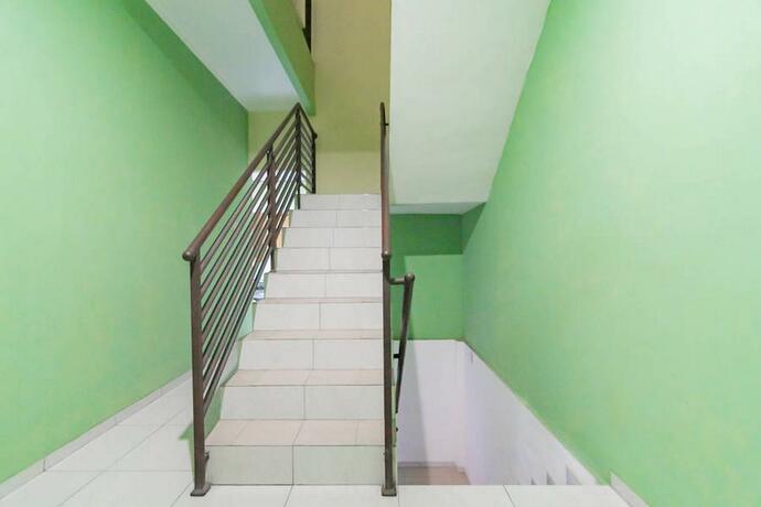Imagen general del Hotel RedDoorz Syariah near Karawang Central Plaza. Foto 12