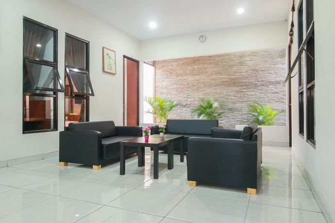 Imagen de los interiores del Hotel RedDoorz Syariah near Universitas Jenderal Soedirman. Foto 17