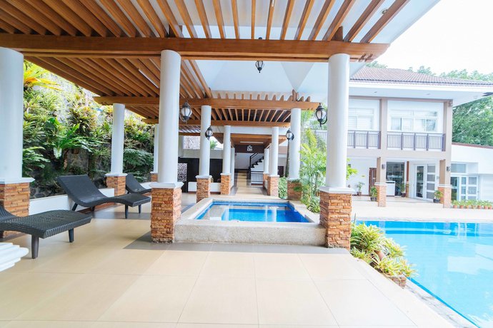 Imagen de los interiores del Hotel RedDoorz @ Teofely Garden Tagaytay. Foto 20