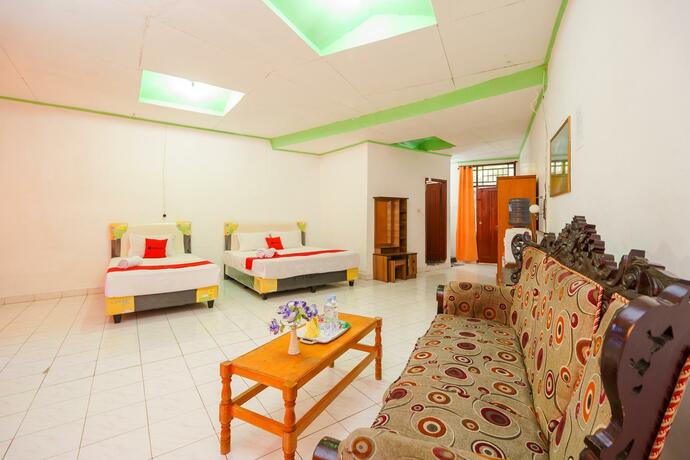 Imagen general del Hotel RedDoorz @ Tuktuk Danau Toba. Foto 11