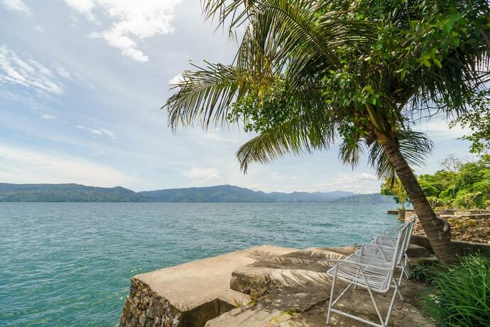 Imagen general del Hotel RedDoorz @ Tuktuk Danau Toba. Foto 17