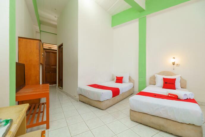 Imagen general del Hotel RedDoorz @ Tuktuk Danau Toba. Foto 23