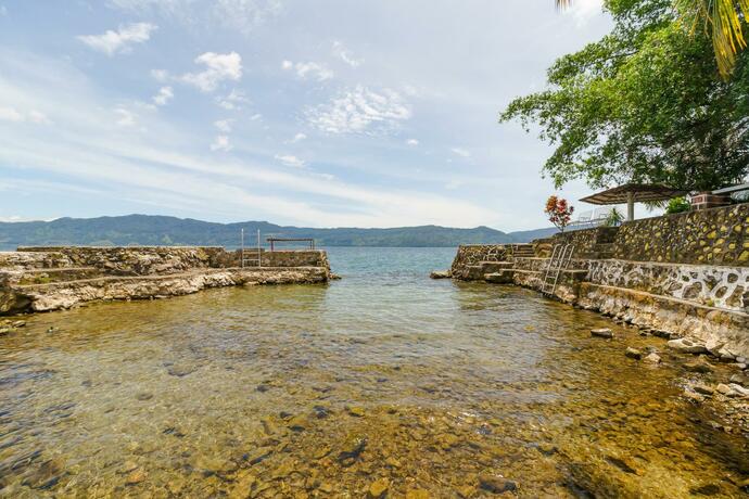 Imagen general del Hotel RedDoorz @ Tuktuk Danau Toba. Foto 27