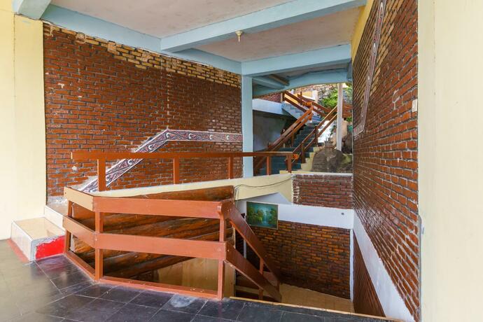 Imagen general del Hotel RedDoorz @ Tuktuk Danau Toba. Foto 30