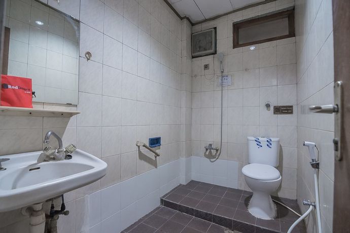 Imagen de la habitación del Hotel RedDoorz @ Ungaran. Foto 7