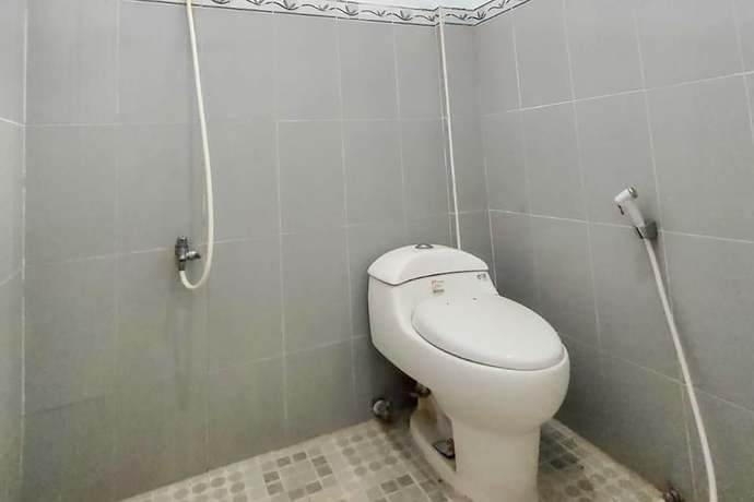 Imagen de la habitación del Hotel RedDoorz at Hening Homestay. Foto 12
