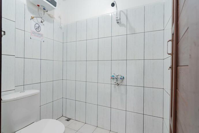 Imagen general del Hotel RedDoorz at Vall Guest House Balikpapan;. Foto 23