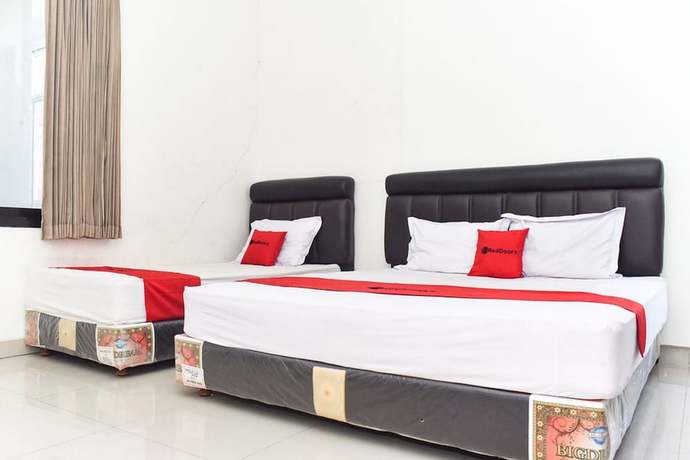 Imagen de la habitación del Hotel RedDoorz near Alun Alun Wonosobo. Foto 5