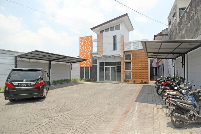 Imagen general del Hotel RedDoorz near Hartono Mall 3. Foto 6