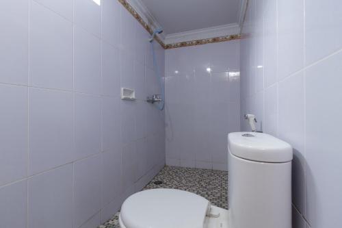 Imagen de la habitación del Hotel RedDoorz near Jalan Samratulangi 2 Manado. Foto 6