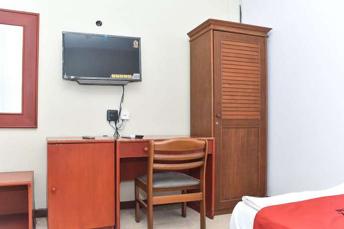 Imagen de la habitación del Hotel RedDoorz near Kampung Warna Warni. Foto 6