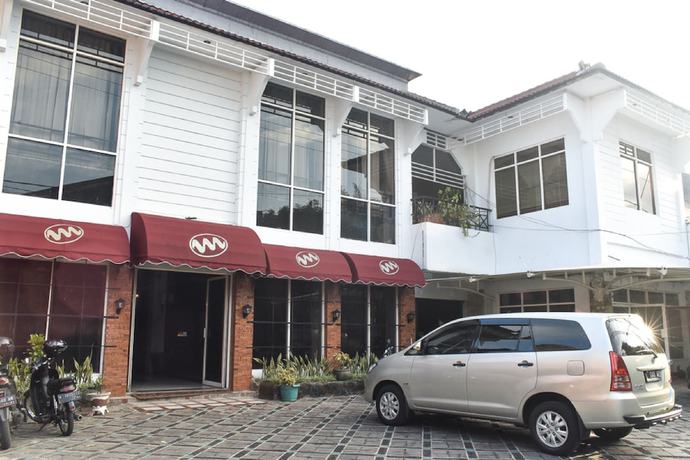 Imagen general del Hotel RedDoorz near Kampung Warna Warni. Foto 1