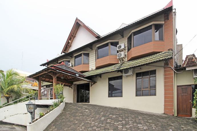Imagen general del Hotel RedDoorz near Malioboro Tugu Station Jogja. Foto 1