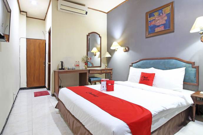 Imagen de la habitación del Hotel RedDoorz near Malioboro Tugu Station Jogja. Foto 8