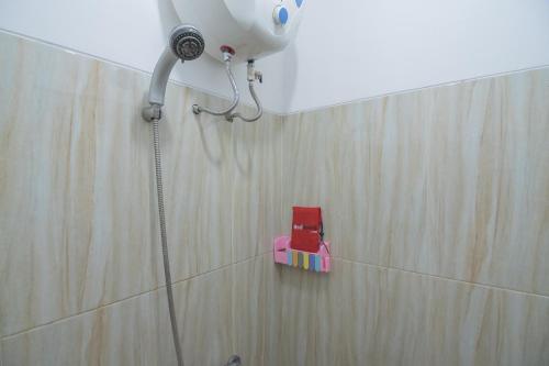 Imagen de la habitación del Hotel RedDoorz near Margahayu Raya. Foto 6