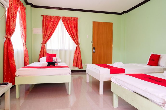 Imagen de la habitación del Hotel RedDoorz near Maribago Barangay Hall. Foto 18