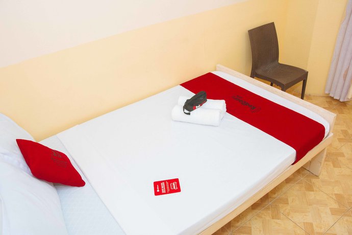 Imagen de la habitación del Hotel RedDoorz near Oslob Whale Shark Watching Area. Foto 5
