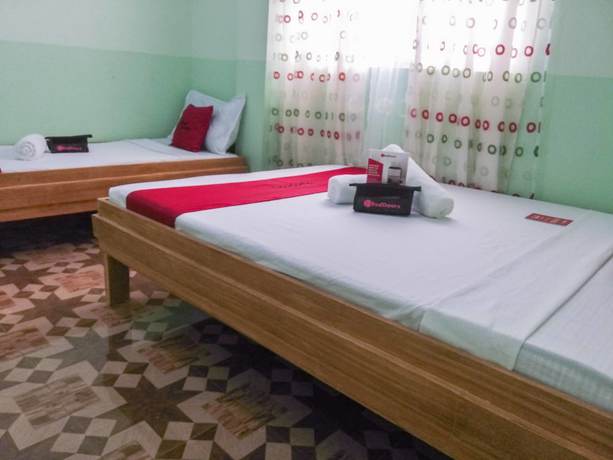 Imagen de la habitación del Hotel RedDoorz near Oslob Whale Shark Watching Area. Foto 9