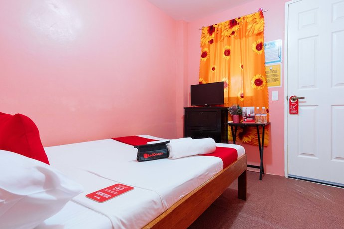 Imagen de la habitación del Hotel RedDoorz near Puerto Prinsesa Capitol. Foto 10