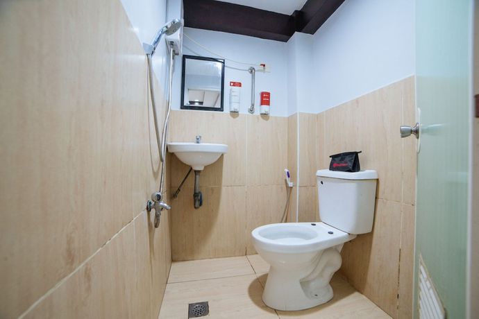 Imagen de la habitación del Hotel RedDoorz near San Juanico Bridge Tacloban. Foto 5