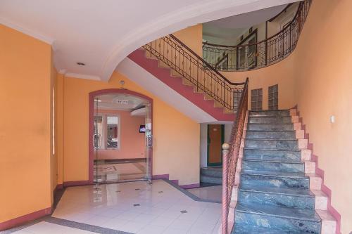 Imagen general del Hotel RedDoorz near Setrasari Mall 2. Foto 1