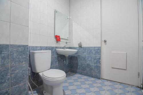 Imagen de la habitación del Hotel RedDoorz near Setrasari Mall 2. Foto 6