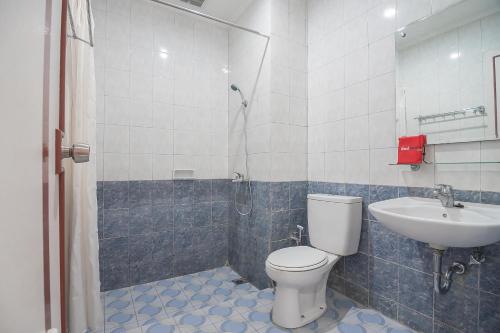 Imagen de la habitación del Hotel RedDoorz near Setrasari Mall 2. Foto 7