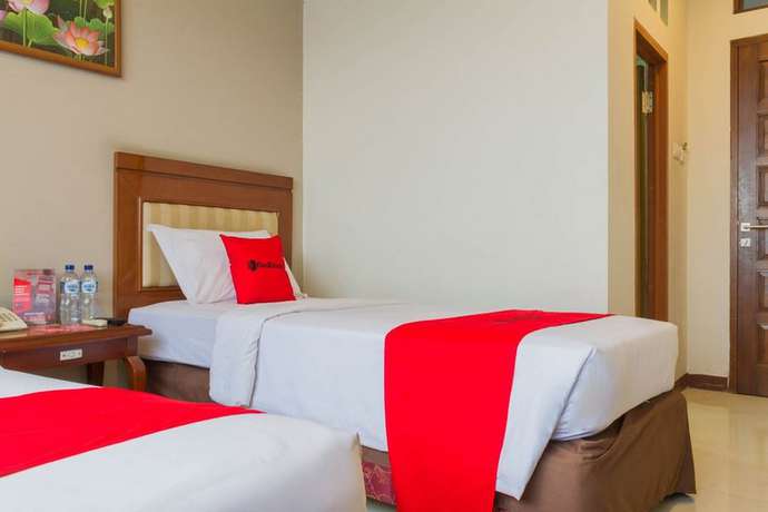 Imagen de la habitación del Hotel RedDoorz near Simpang Dago 2. Foto 9