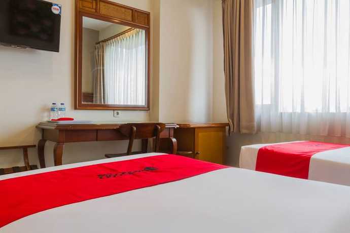 Imagen de la habitación del Hotel RedDoorz near Simpang Dago 2. Foto 10