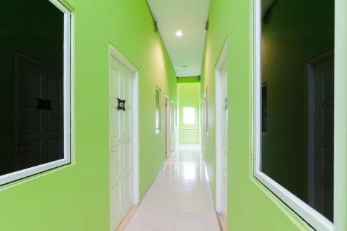 Imagen general del Hotel RedDoorz near Stasiun Palmerah. Foto 7