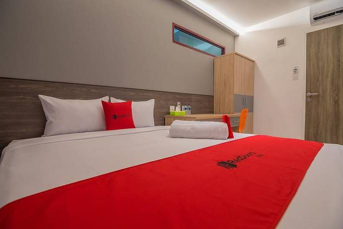 Imagen de la habitación del Hotel RedDoorz near Taman Rejomulyo. Foto 3