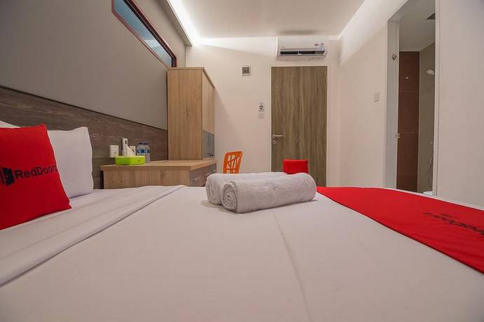 Imagen de la habitación del Hotel RedDoorz near Taman Rejomulyo. Foto 10