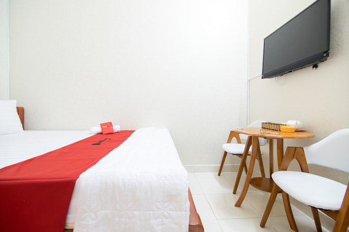 Imagen de la habitación del Hotel RedDoorz near Tan Son Nhat Airport 3. Foto 4