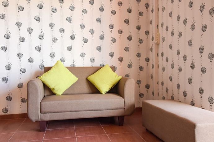 Imagen de los interiores del Hotel RedDoorz near Terminal A Adisucipto Airport. Foto 19