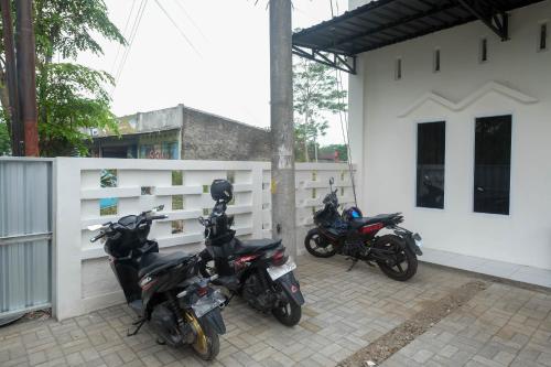 Imagen general del Hotel RedDoorz near Terminal Bus Purwokerto. Foto 9