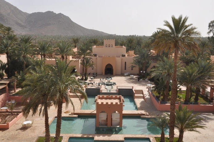 Imagen de la piscina del Hotel Reda Zagora. Foto 16