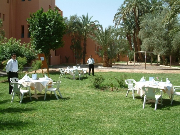 Imagen de los exteriores del Hotel Reda Zagora. Foto 12