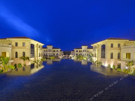 Imagen de los exteriores del Hotel Redbird Hotel Haikou. Foto 16