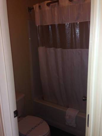 Imagen de la habitación del Hotel Redbud Inn. Foto 4